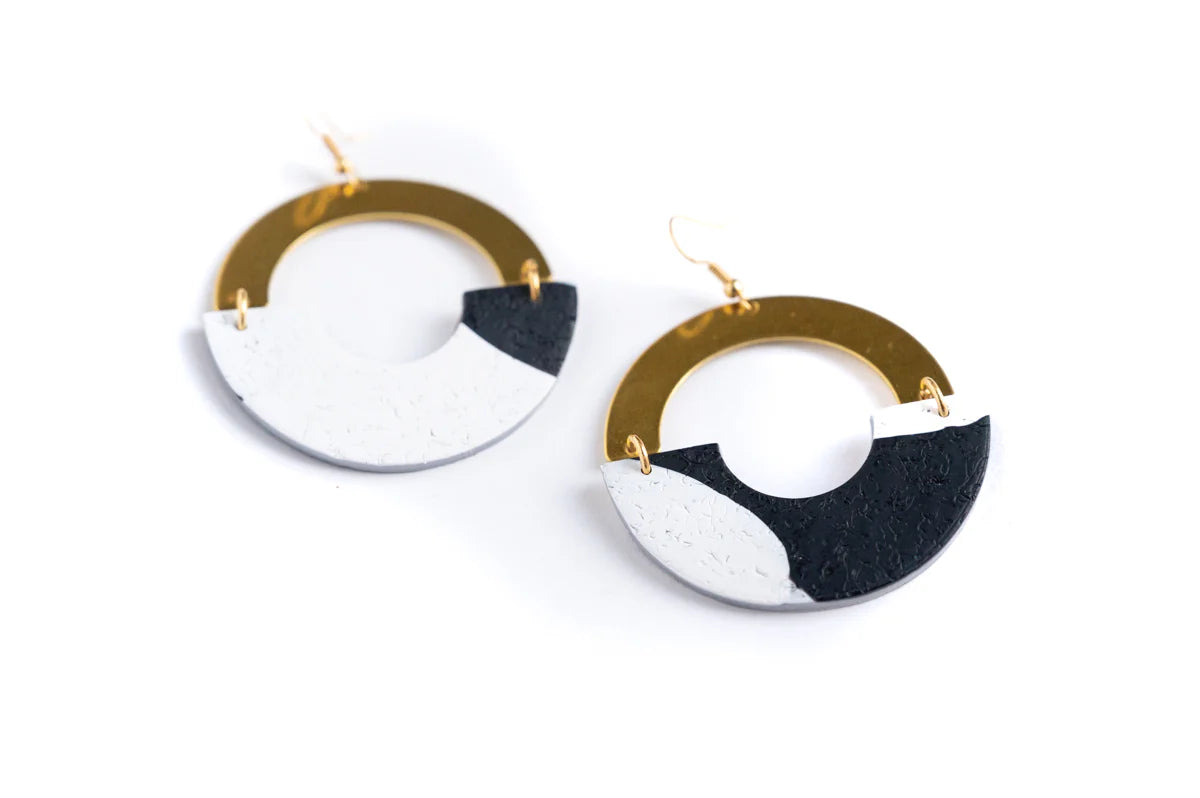 DAKI DAKI | Kinu Earrings