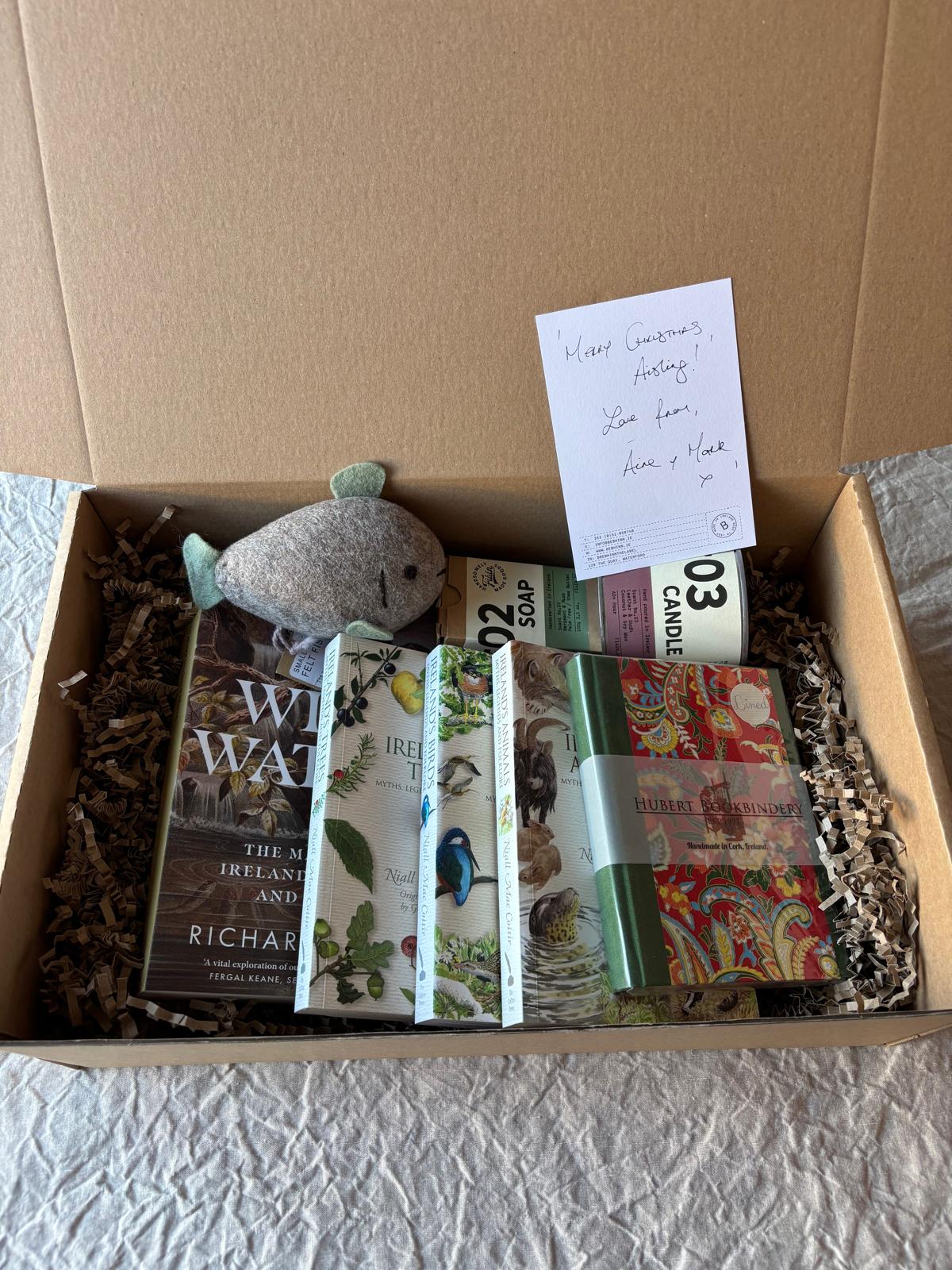 The Book Lover – Irish Nature Gift Box